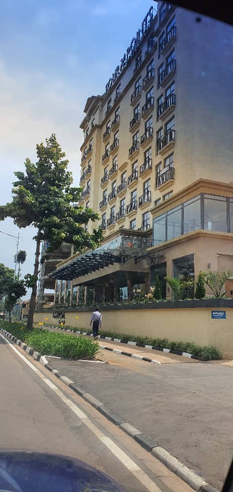 Ramada Hotel detail 3